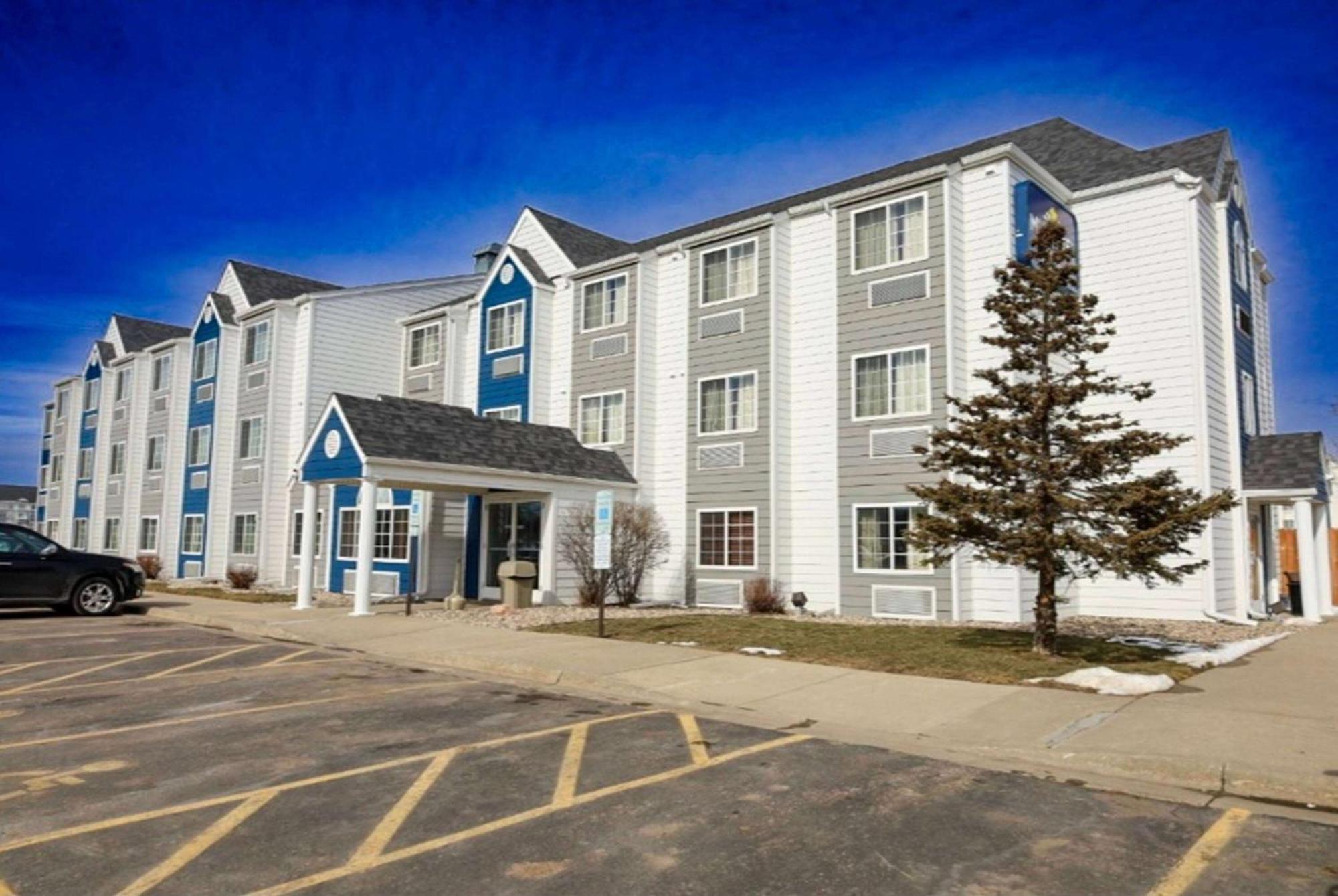 Microtel Inn & Suites By Wyndham Sioux Falls Exterior photo