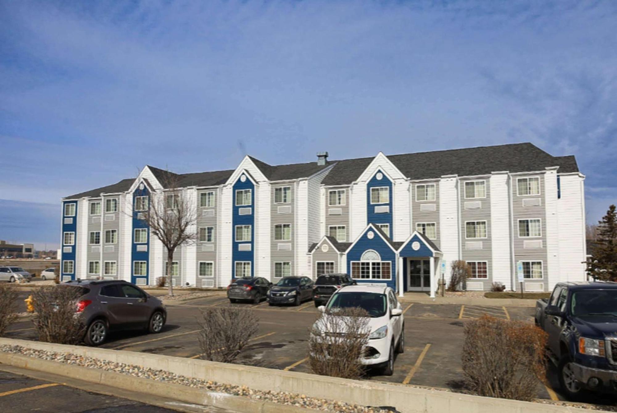 Microtel Inn & Suites By Wyndham Sioux Falls Exterior photo