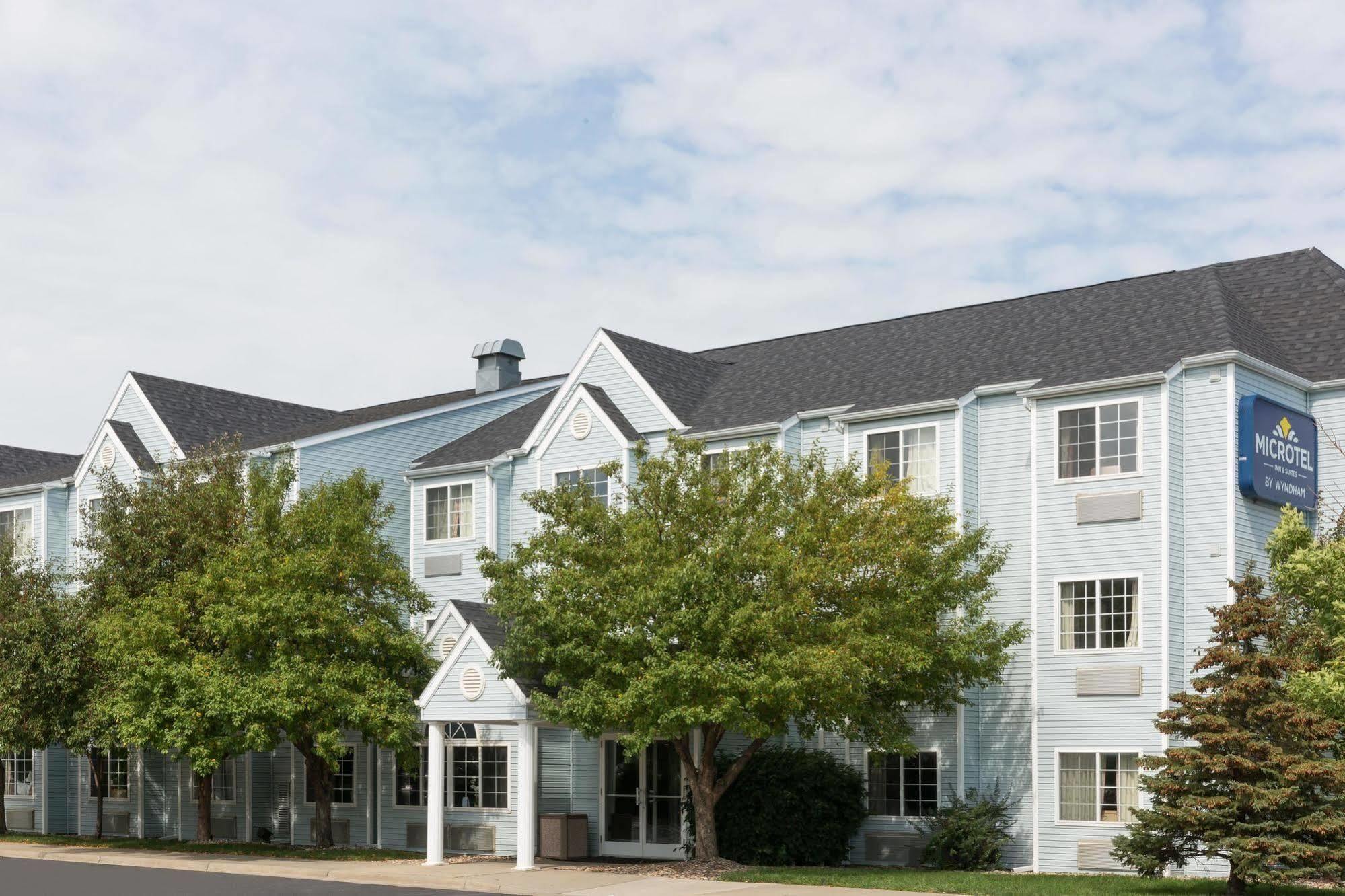 Microtel Inn & Suites By Wyndham Sioux Falls Exterior photo
